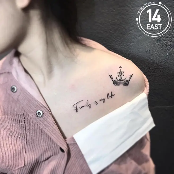 Hình Xăm Xương Quai Xanh: Đẹp và Sang Trọng Qua Các Mẫu Hình Ảnh 40