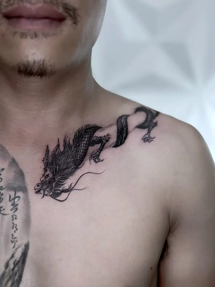 Hình Xăm Xương Quai Xanh: Đẹp và Sang Trọng Qua Các Mẫu Hình Ảnh 43