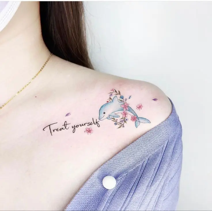 Hình Xăm Xương Quai Xanh: Đẹp và Sang Trọng Qua Các Mẫu Hình Ảnh 47