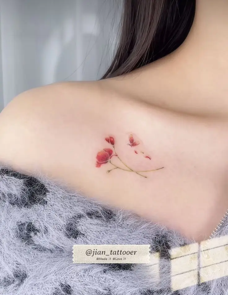 Hình Xăm Xương Quai Xanh: Đẹp và Sang Trọng Qua Các Mẫu Hình Ảnh 54