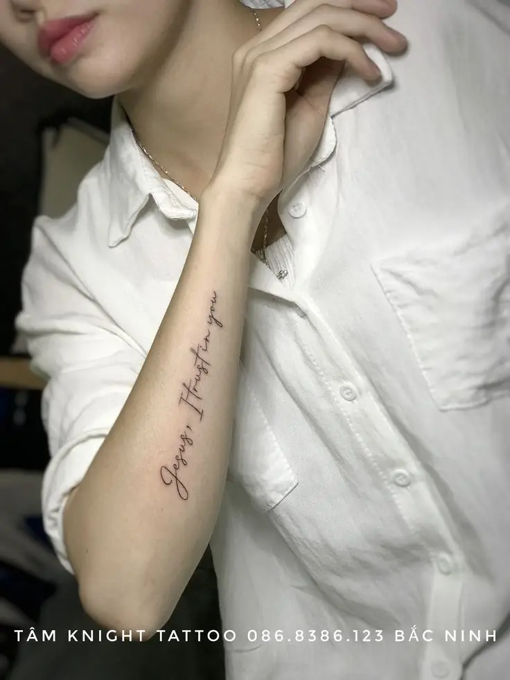 Hình xăm ý nghĩa cho nữ ở tay - Khẳng định phong cách cá nhân 64
