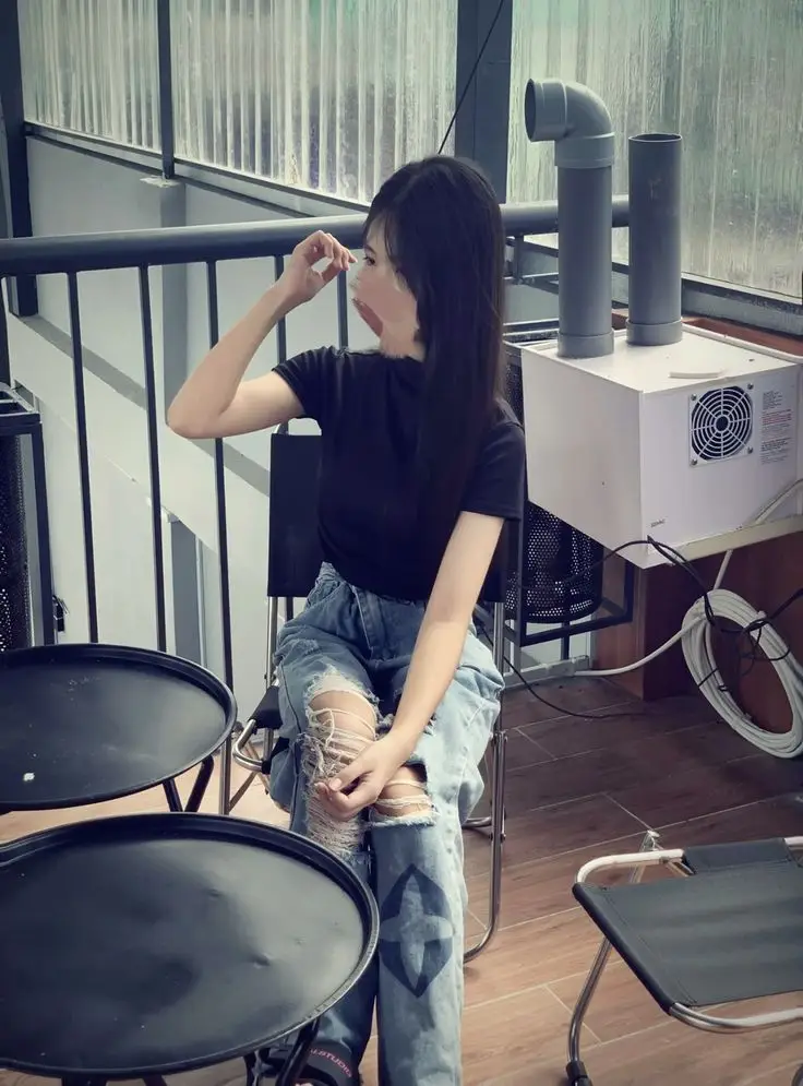 K10 Ảnh Gái K11 Che Mặt: Nét Đẹp Ẩn Dấu 5
