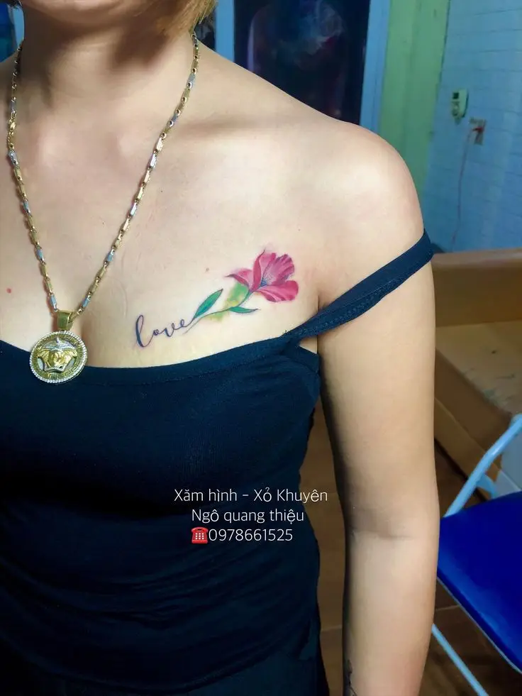 Những Hình Xăm Quyến Rũ Cho Nữ Ở Ngực - Tôn Vinh Sự Gợi Cảm 29