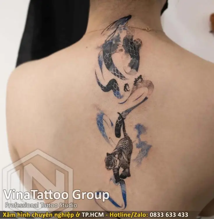 Những Hình Xăm Sau Lưng Đẹp Cho Nữ 2023 38