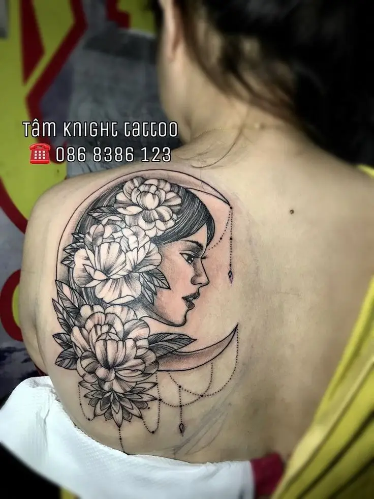 Quyến Rũ Hình Xăm Lưng Nữ Đẹp Nhất Thế Giới - Khám Phá Các Mẫu Thiết Kế 41
