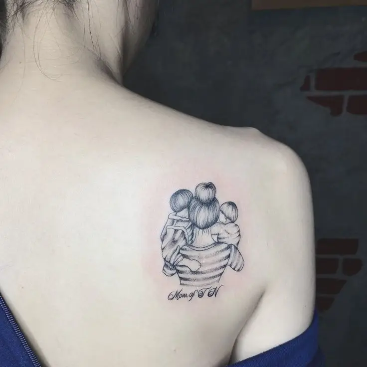 Hình Xăm Gia Đình Ở Tay - Ý Nghĩa và Sự Kết Nối 44