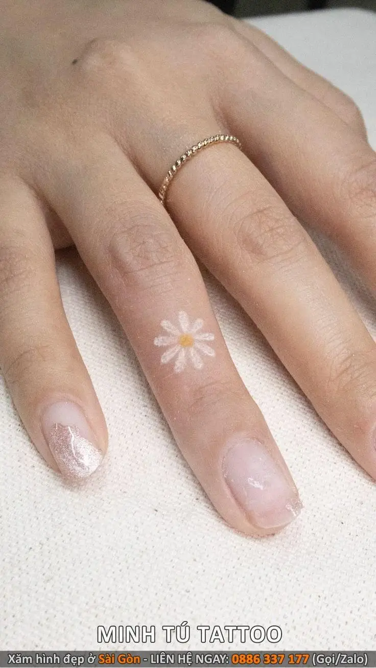 Xăm nhỏ hình xăm mini ở ngón tay: Đẹp tinh tế và cá tính 51